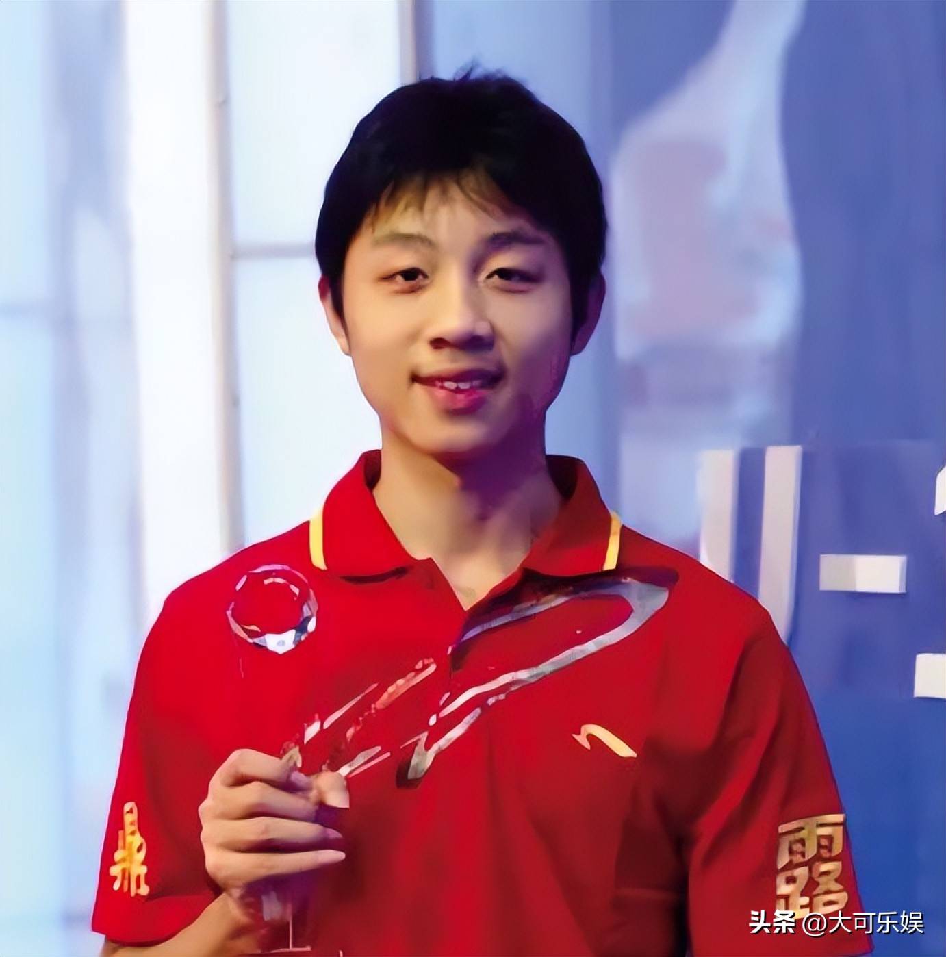 乐鱼-包含比利时乒乓球队碾压韩国乒乓球队,许昕高光表现的词条